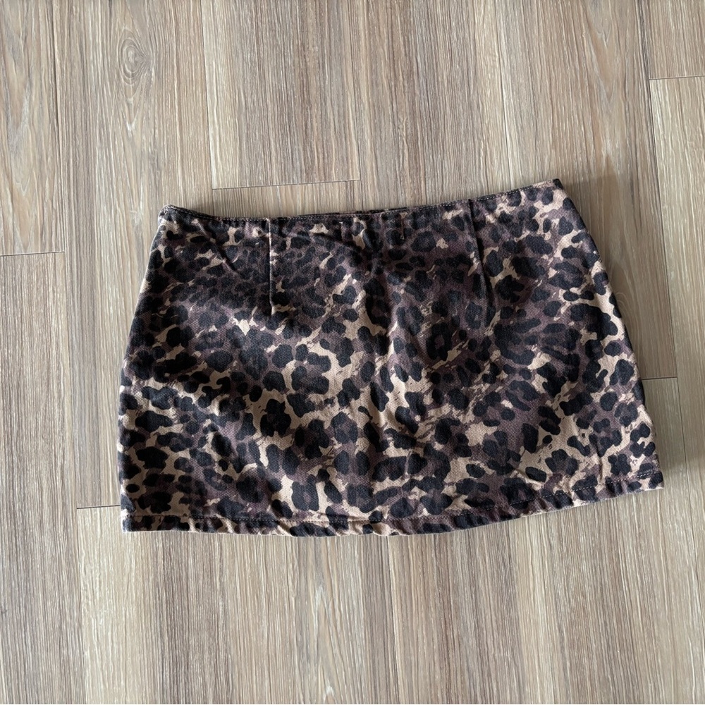 Abercrombie & Fitch Mini Skort Mid Rise Animal Leopard Print Denim Womens 6 Y2K - Picture 2 of 11